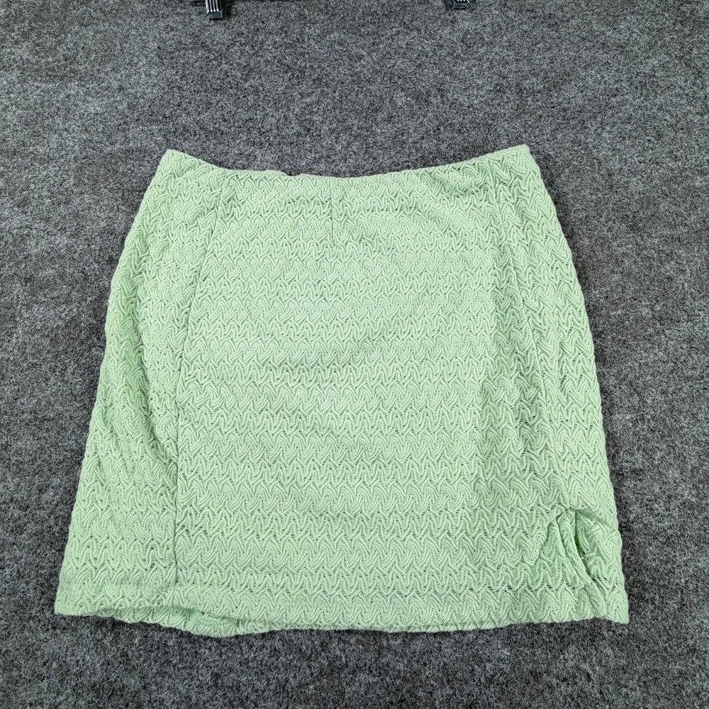 Madden NYC Mini Skirt Womens Large Green Lined Chevron Knit Modern Minimalist